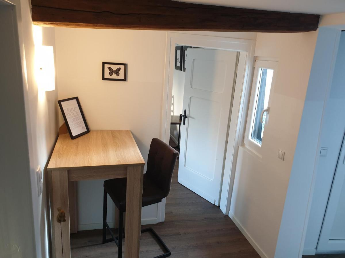 Duex-Hof Apartment Fachwerkhaus บอร์นไฮม์ ภายนอก รูปภาพ